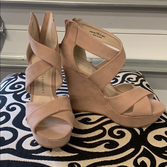 chinese laundry milani wedge sandal